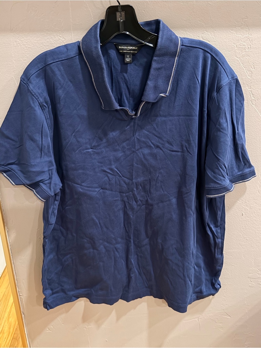 Banana Republic Men’s Navy Blue Polo with Trim Luxe Touch Performance #455